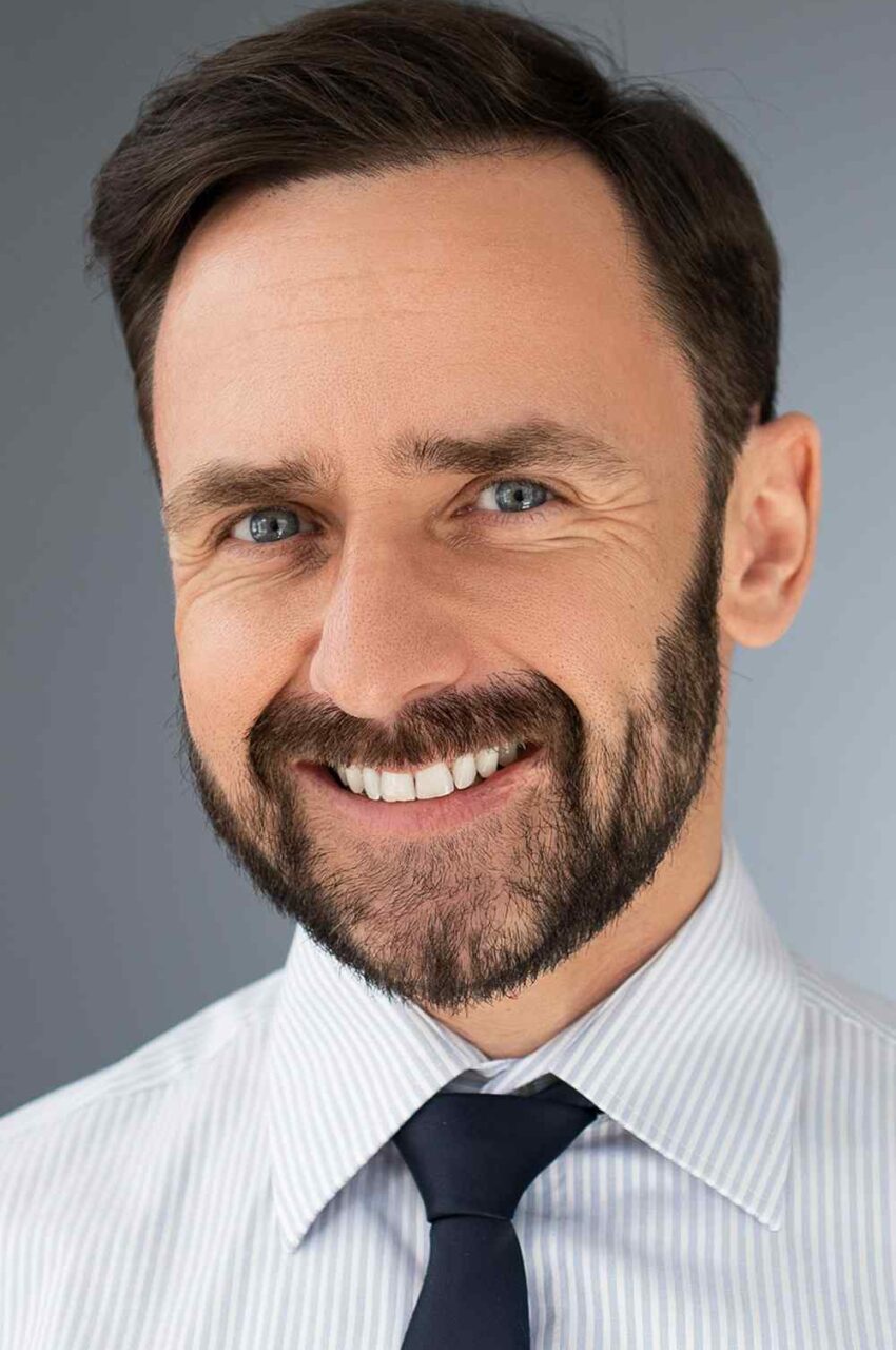 https://ekateknologimedia.com/wp-content/uploads/2019/02/team_01-850x1280.jpg
